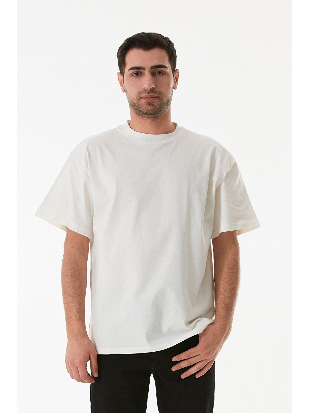 Ekru Basic Bisiklet Yaka Oversize Tişört