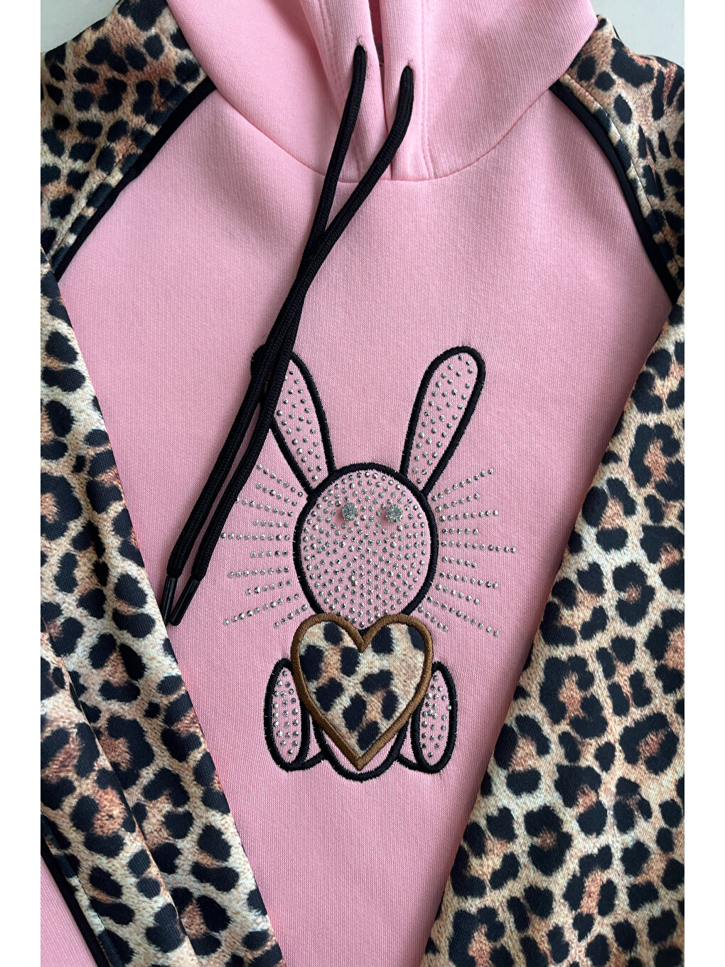 Pembe Kız Çocuk 3 İplik Alt-Üst Takım Kapüşonlu Rotasyon Desenli Nakış ve Taş Baskılı 12311-3