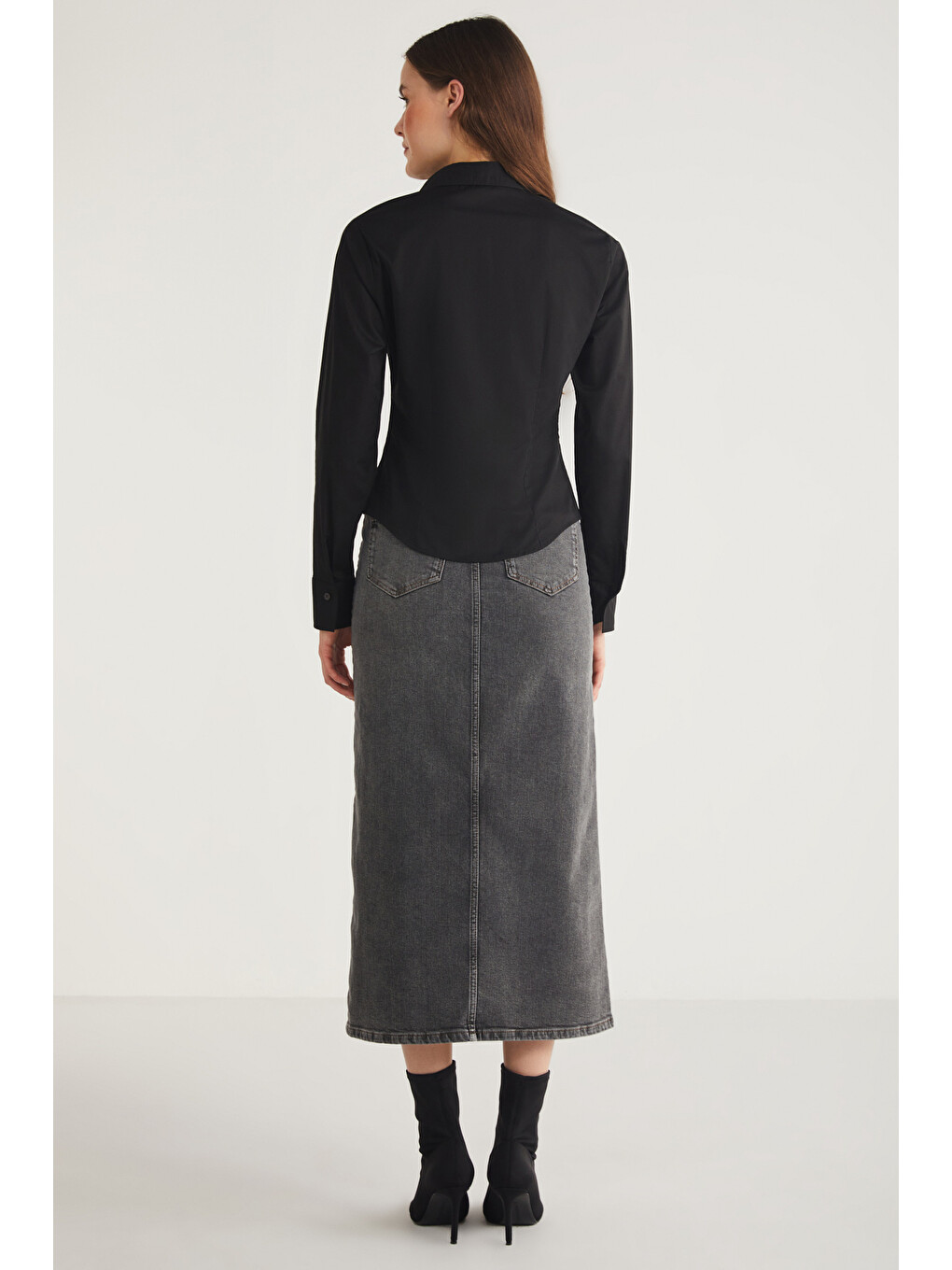 Evangelıne Kadın Slim Fit Dar Kesim Elastanlı Cepsiz Uzun Kollu Poplin Siyah Gömlek-4
