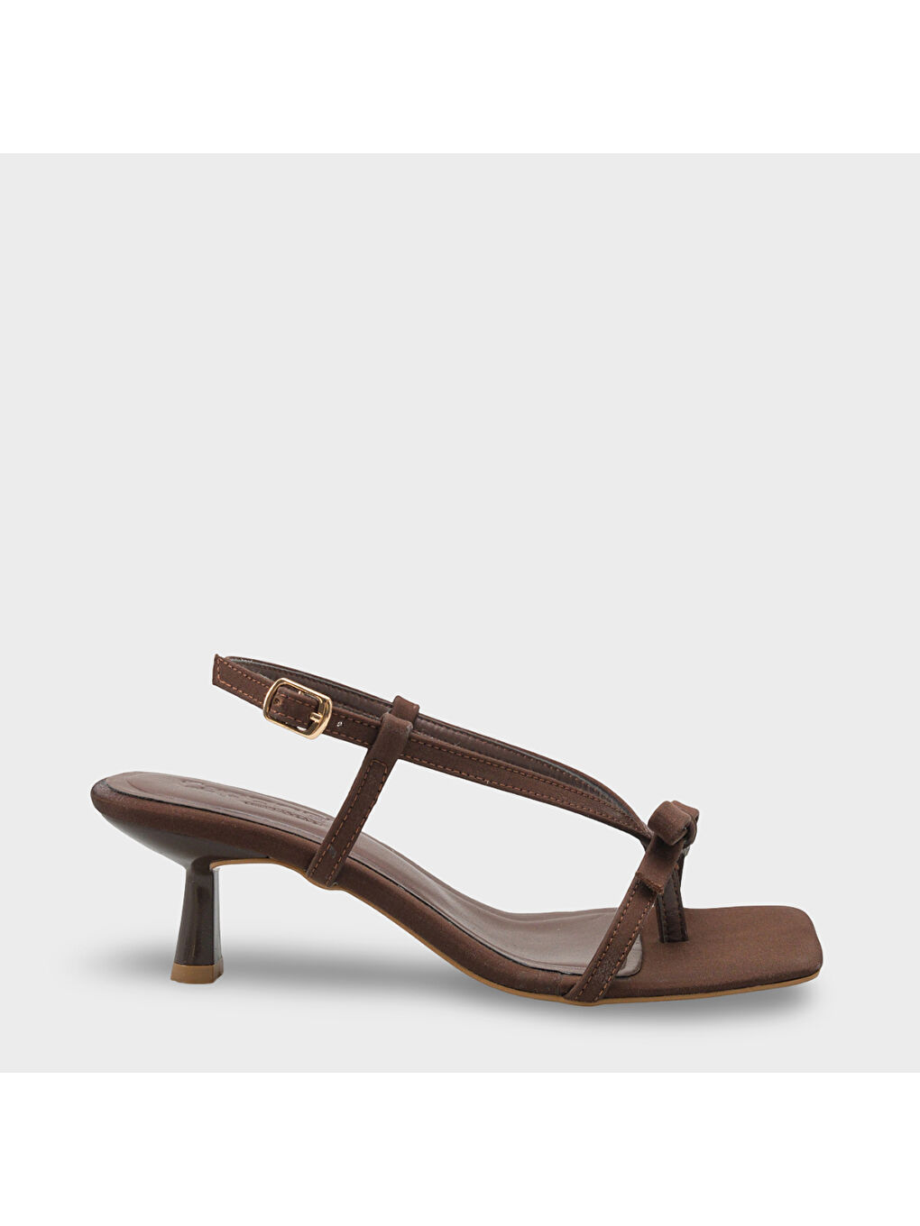 Kahverengi Lacey Saten Orta Topuklu Küt Burunlu Kadın Sandalet