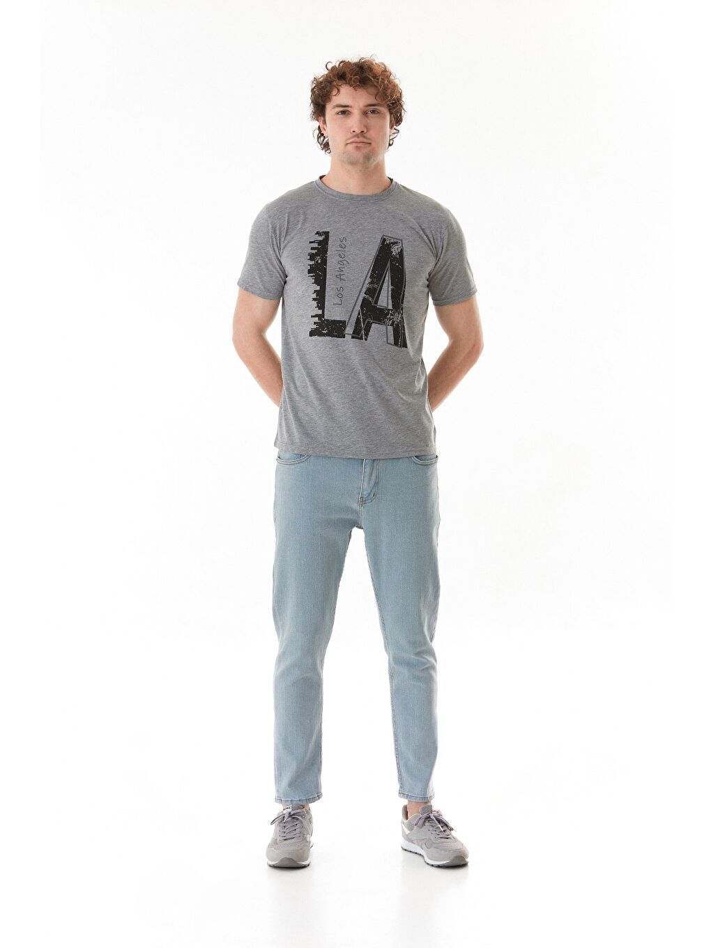 Gri Los Angeles Yazı Baskılı Bisiklet Yaka Tişört-1