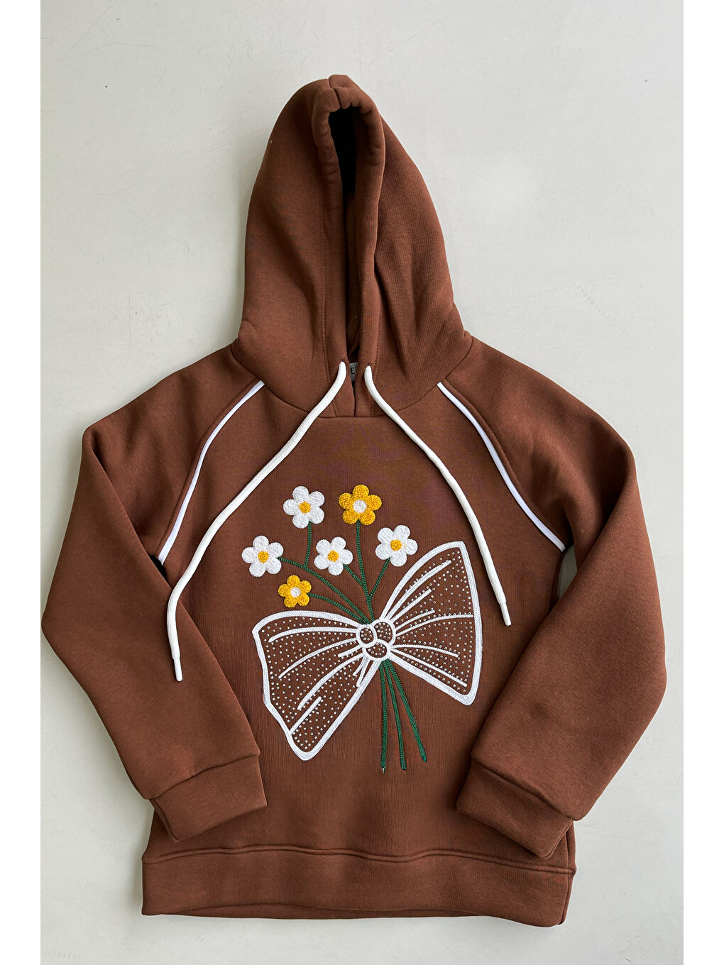 Kahverengi Kız Çocuk 3 iplik Kapüşonlu Nakış ve Taş Baskılı Paça Sıkma Aparatlı Alt-Üst Takım 12310-1