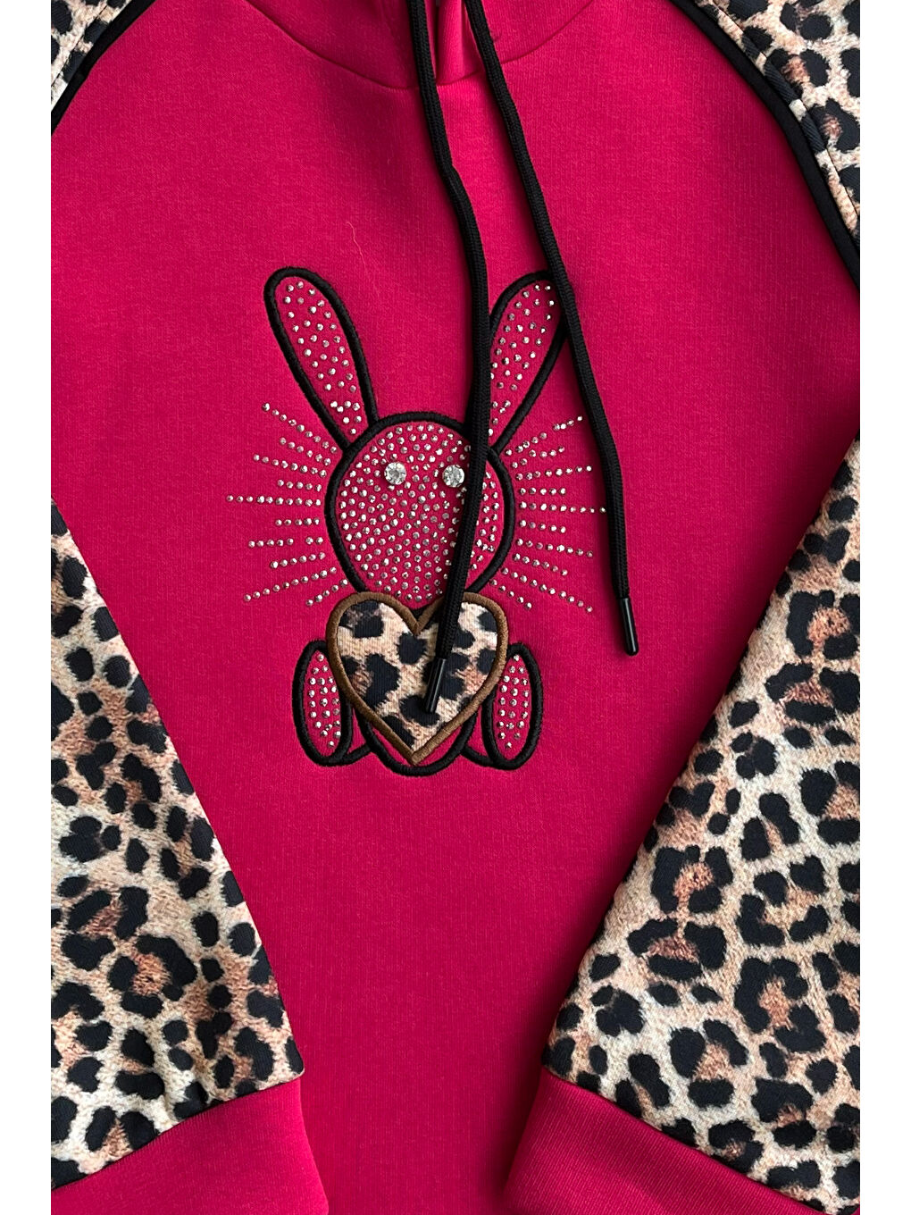Fuşya Kız Çocuk 3 İplik Alt-Üst Takım Kapüşonlu Rotasyon Desenli Nakış ve Taş Baskılı 12311-3