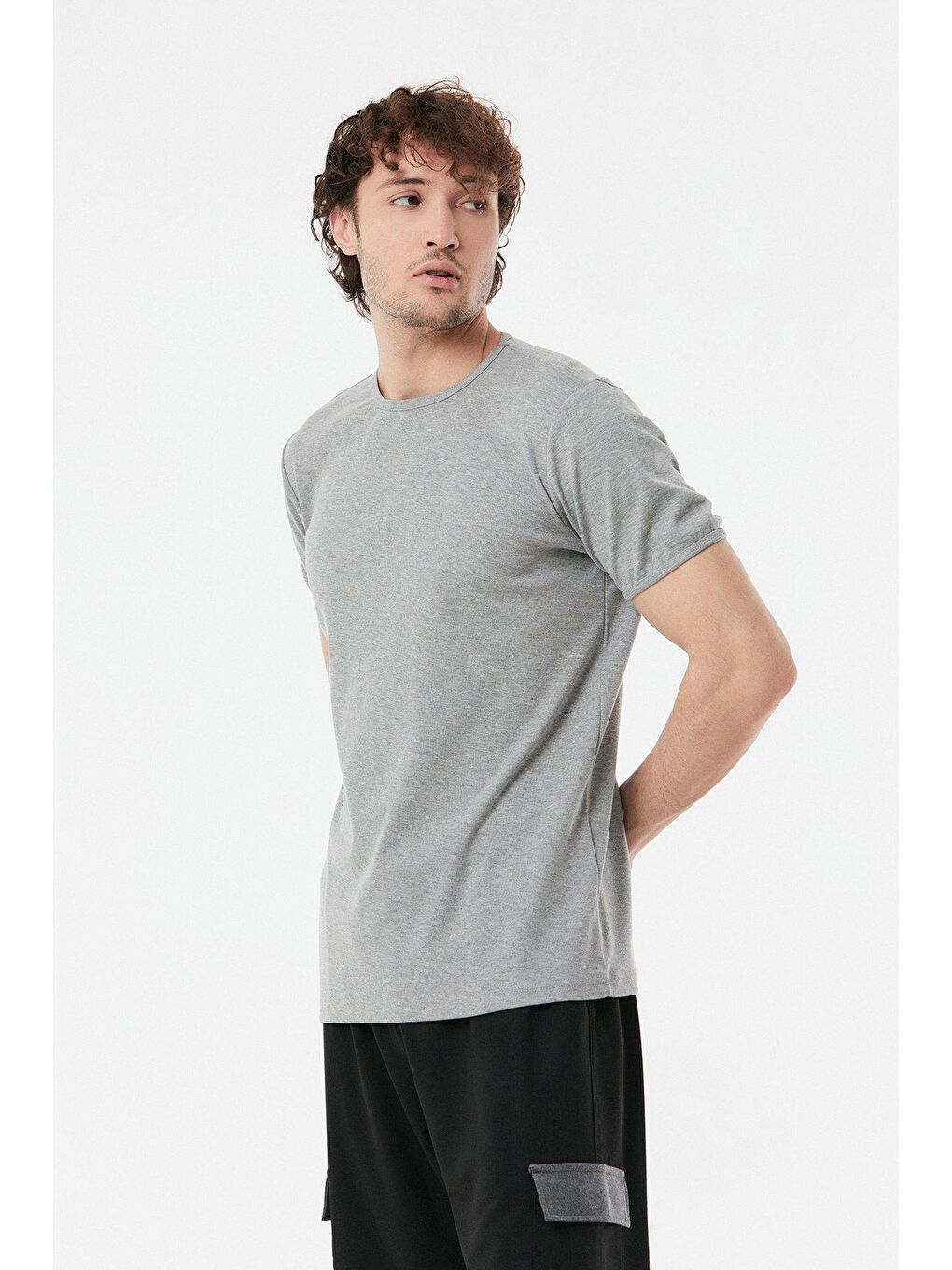 Gri Basic Bisiklet Yaka Tişört-2