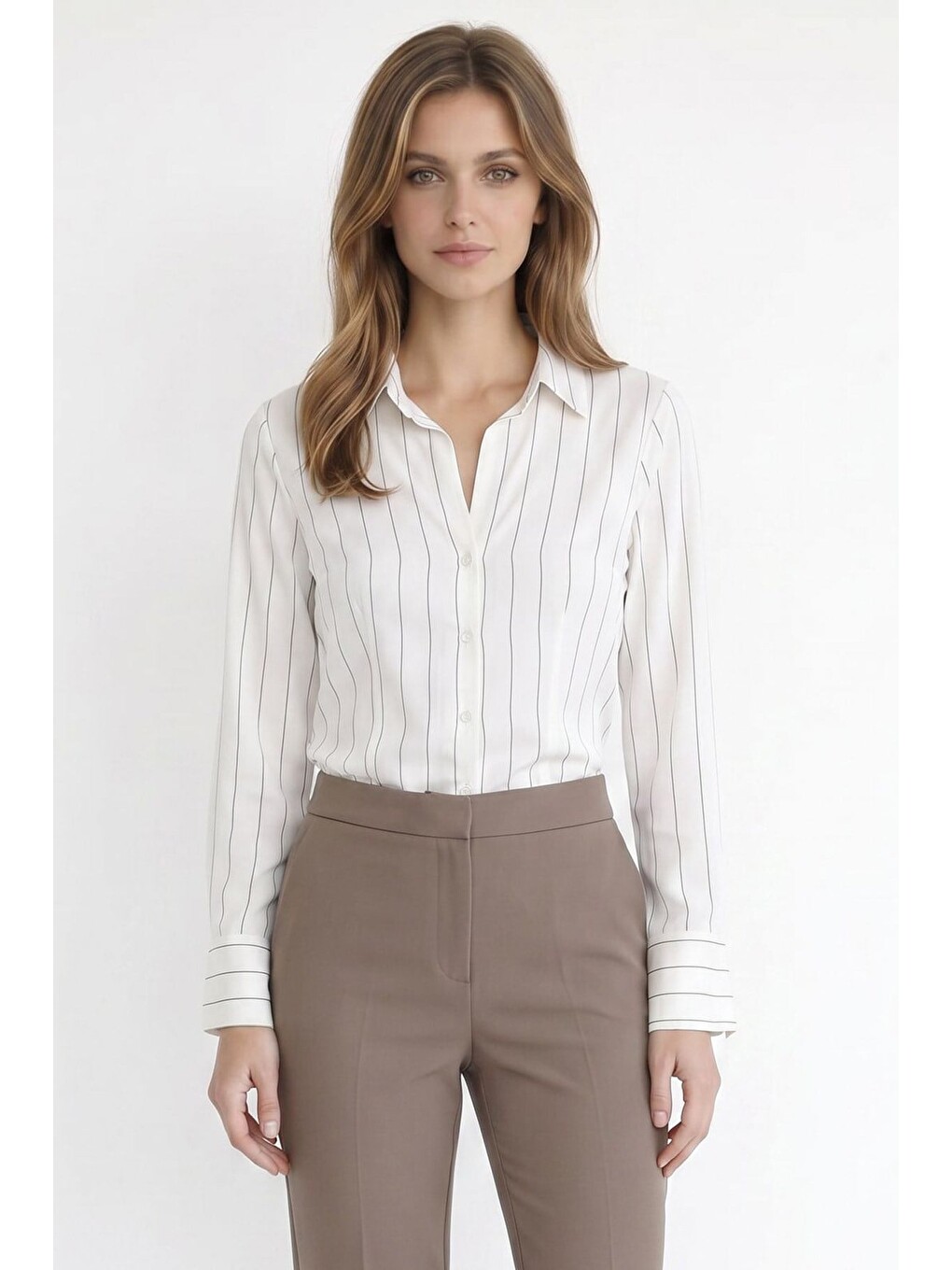 Kadın Slim Fit Dar Kesim Çizgili Viskon Yumuşak Dokulu Uzun Kollu Pensli Ekru Gömlek
