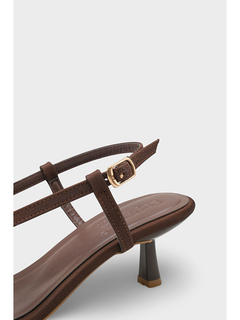 Kahverengi Lacey Saten Orta Topuklu Küt Burunlu Kadın Sandalet-3