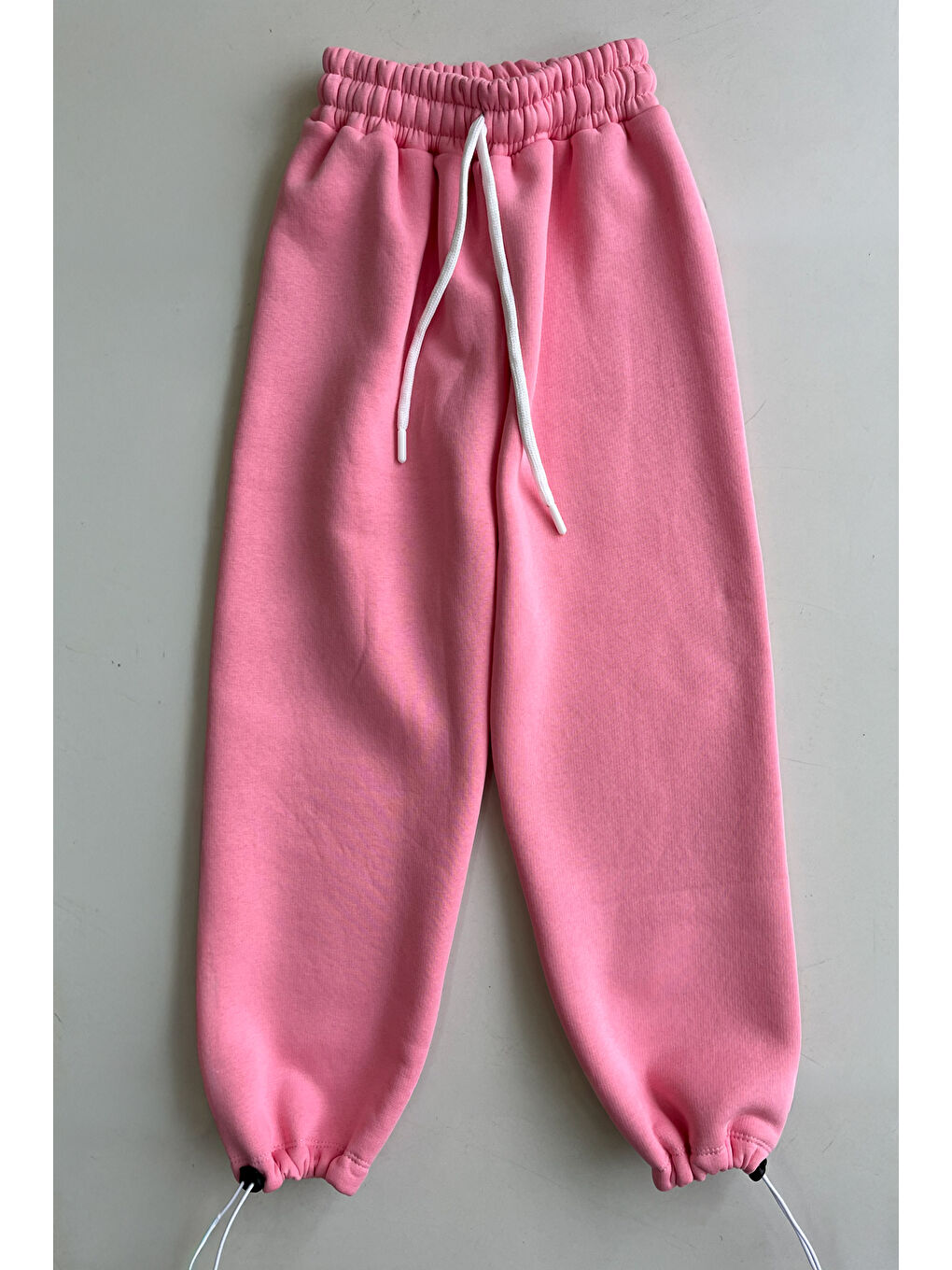 Pembe Kız Çocuk 3 iplik Kapüşonlu Nakış ve Taş Baskılı Paça Sıkma Aparatlı Alt-Üst Takım 12310-2