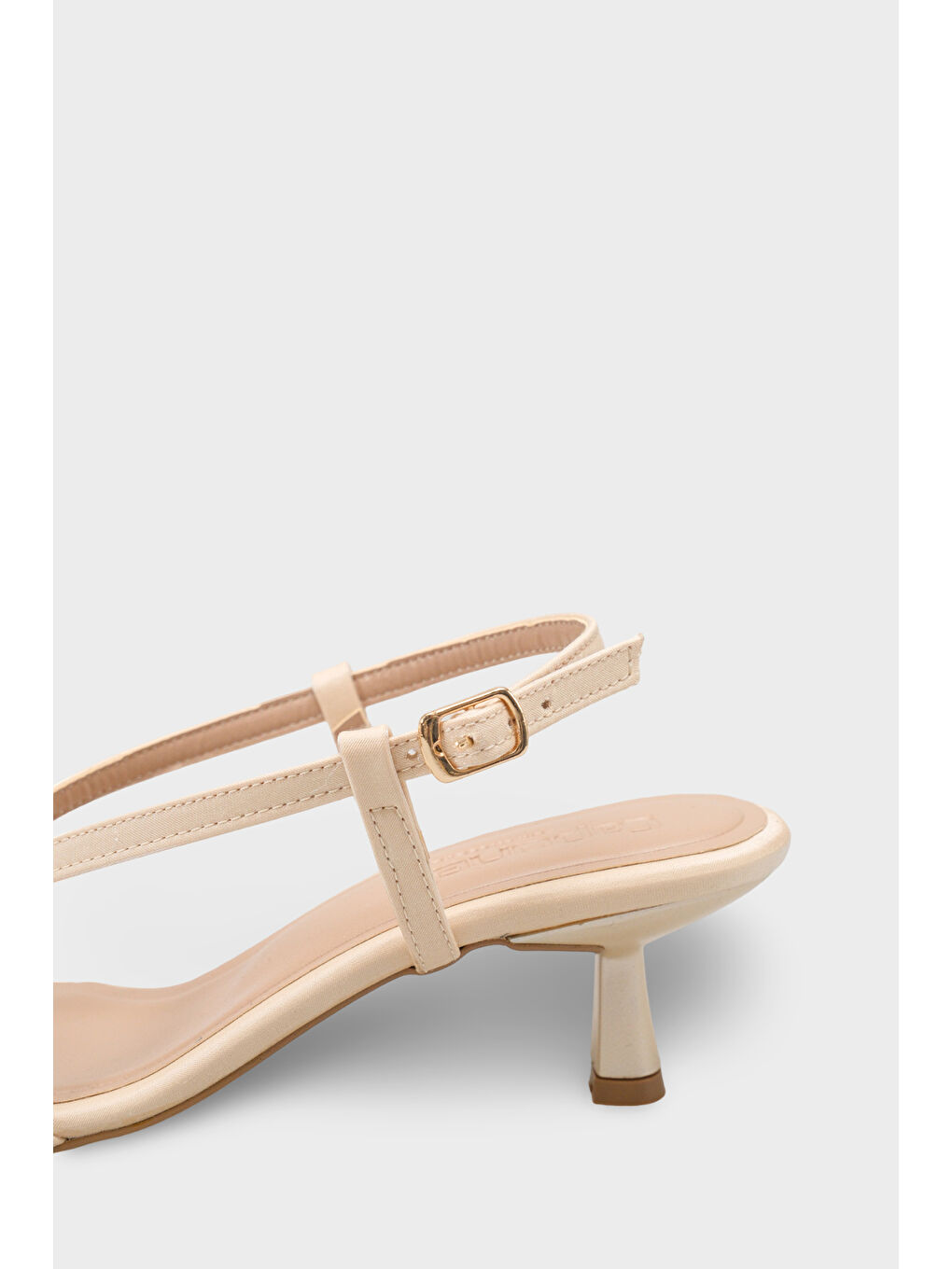 Bej Lacey Saten Orta Topuklu Küt Burunlu Kadın Sandalet-3