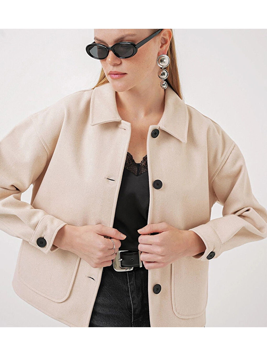 Ekru Kadın Krem Düğmeli Cepli Kısa Kaşe Ceket HZL25W-BD107131-4