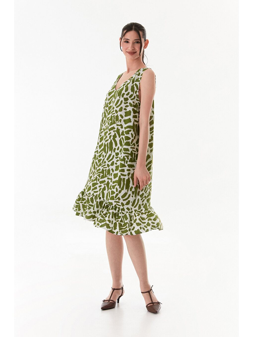 Yeşil Desenli V Yaka Eteği Fırfırlı Elbise-2