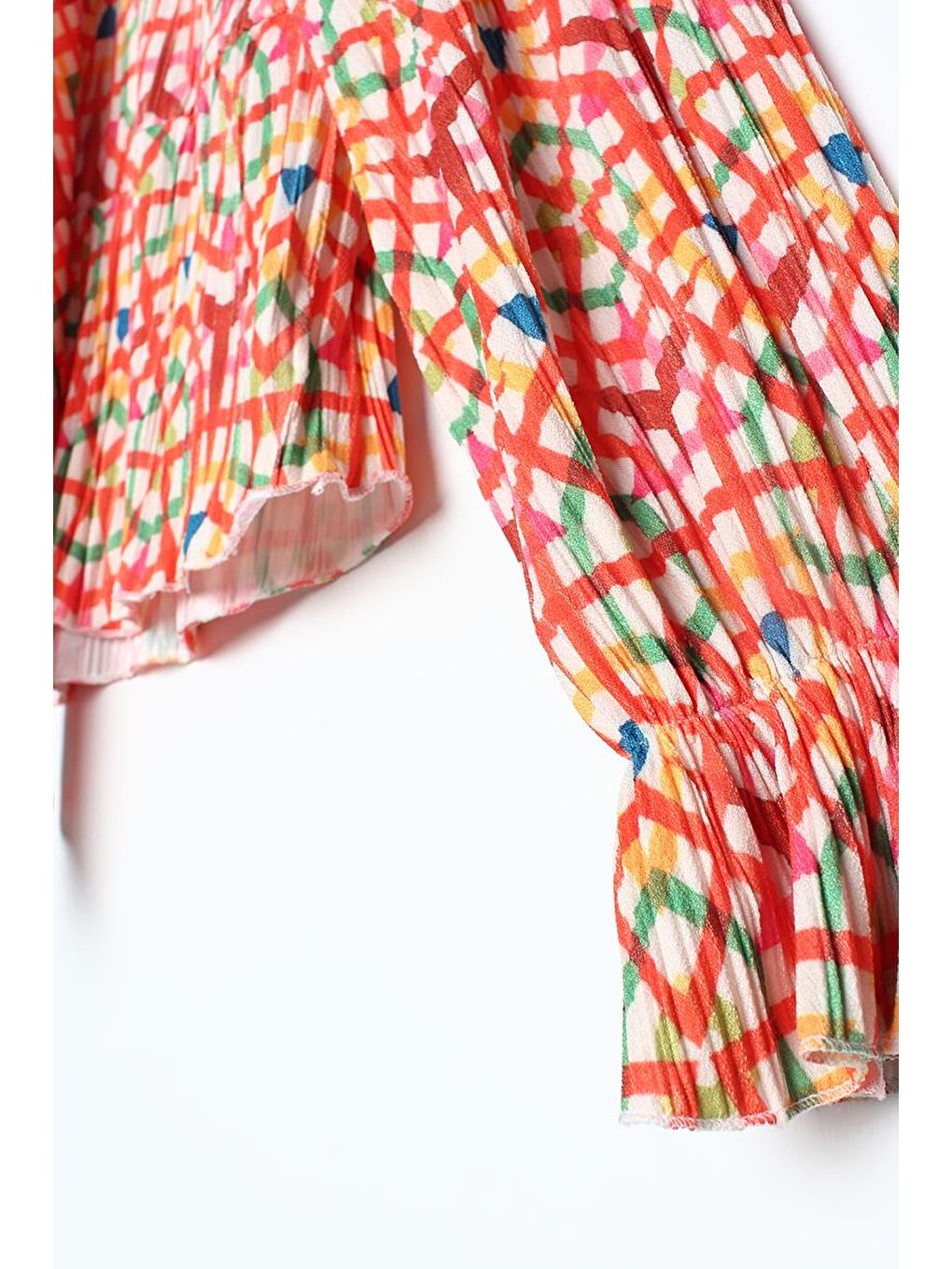 Turuncu-Ekru-Yakası Bağlama Detaylı Crep Bluz-5