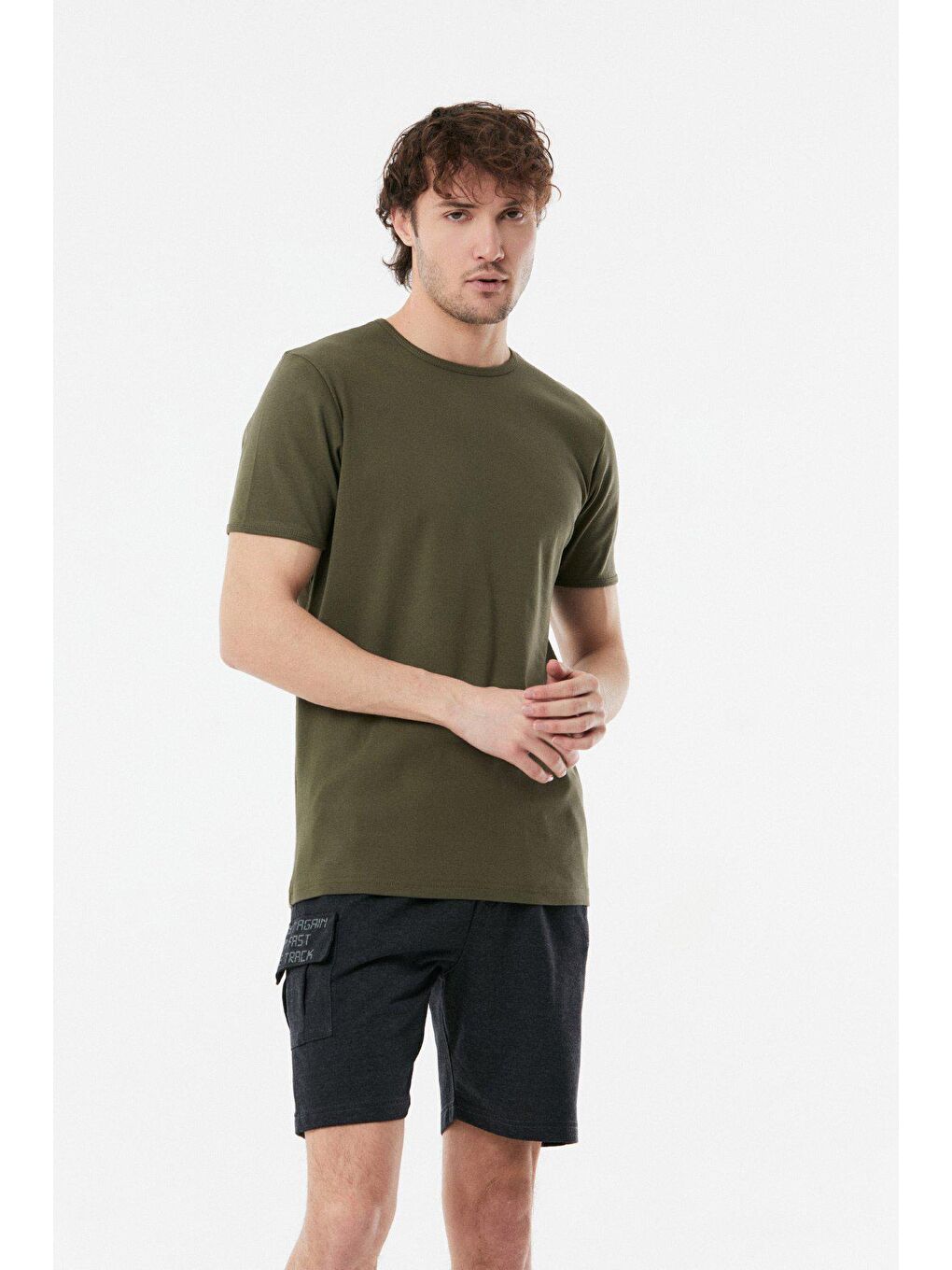 Haki Basic Bisiklet Yaka Tişört