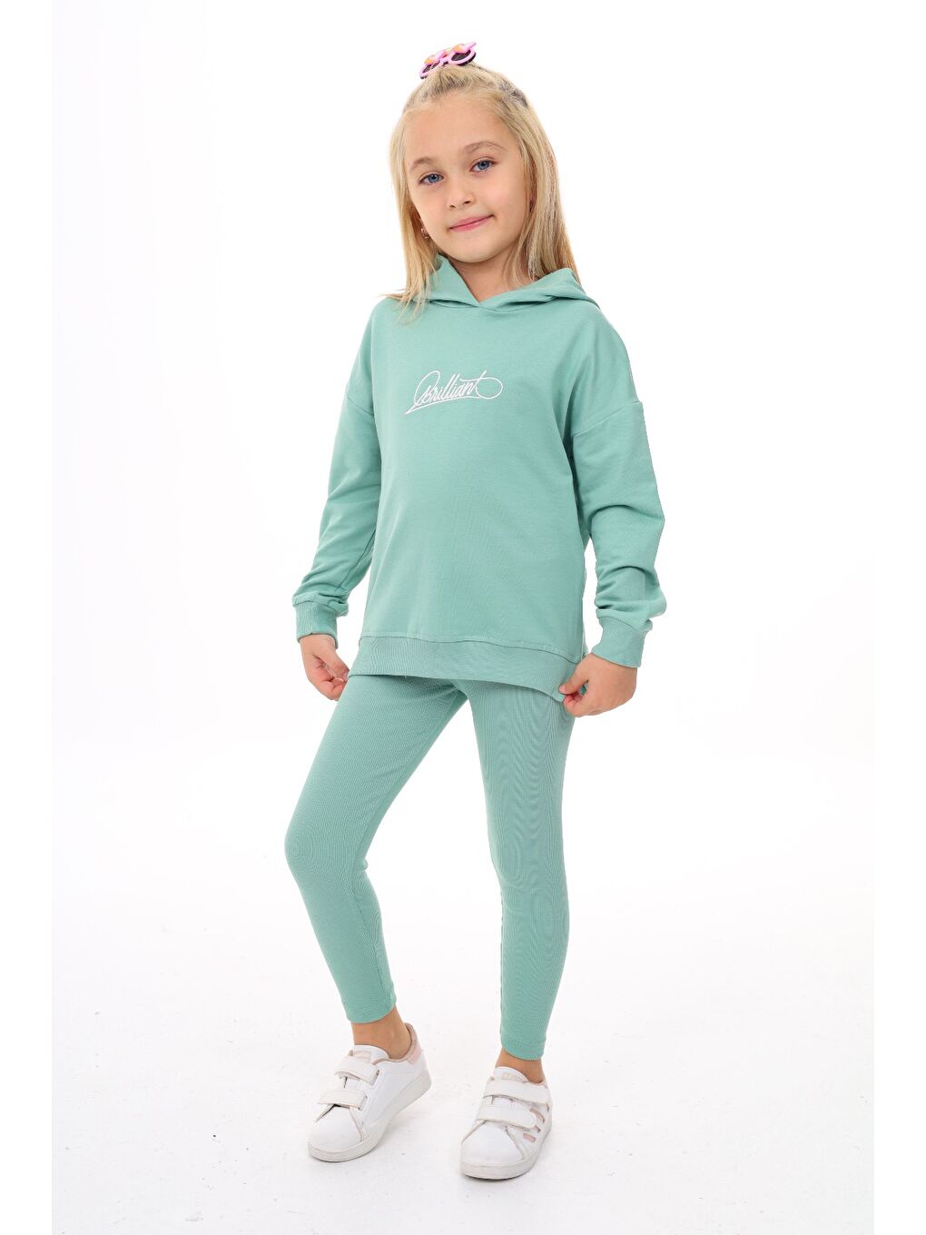 Yeşil Kız Çocuk Nakışlı Taytlı Takım-1