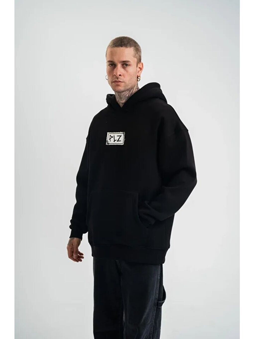 Siyah Unisex Kapüşonlu Uzun Kol Patchli Nakışlı Sweatshirt-3