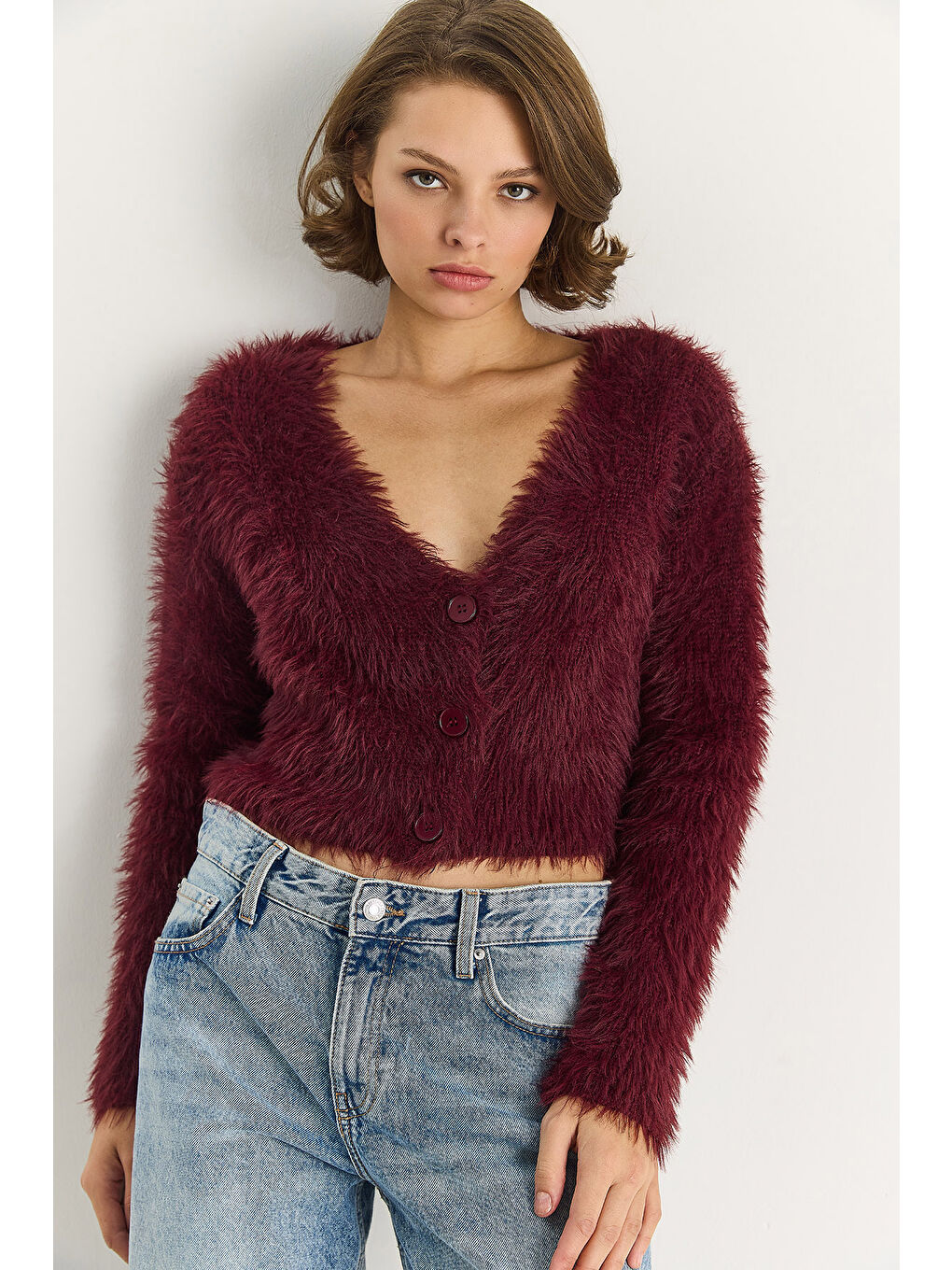 Bordo Kadın V Yaka Düğmeli Yumoş Sakallı Triko Hırka-3