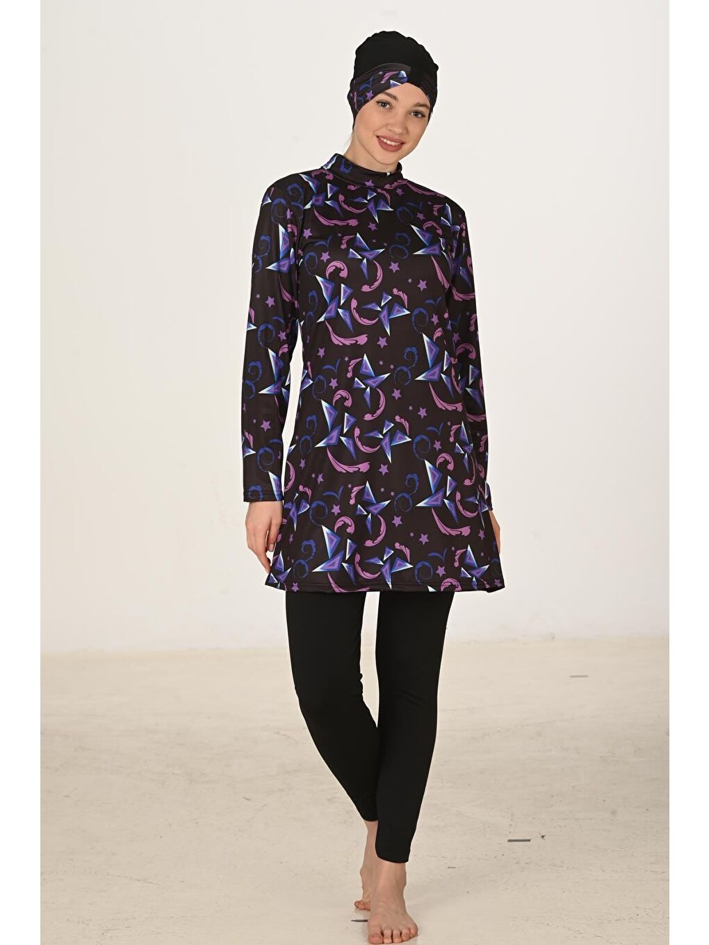 Siyah Tam Kapalı Elastanlı Tesettür Mayo 3410