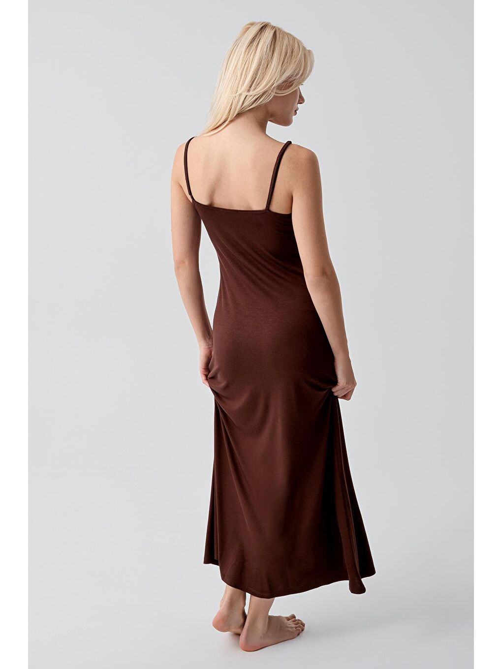 Kahverengi Askılı Uzun Basic Rahat Günlük Elastanlı Esnek Viskoz Soft Elbise 19111-6