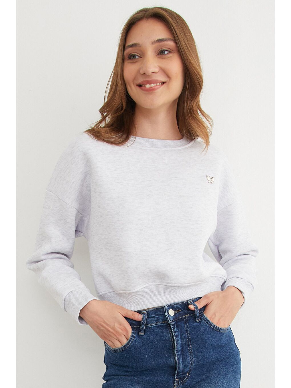 Gri 3 İplik Metal Kelebek Aksesuarlı Sweatshirt-3