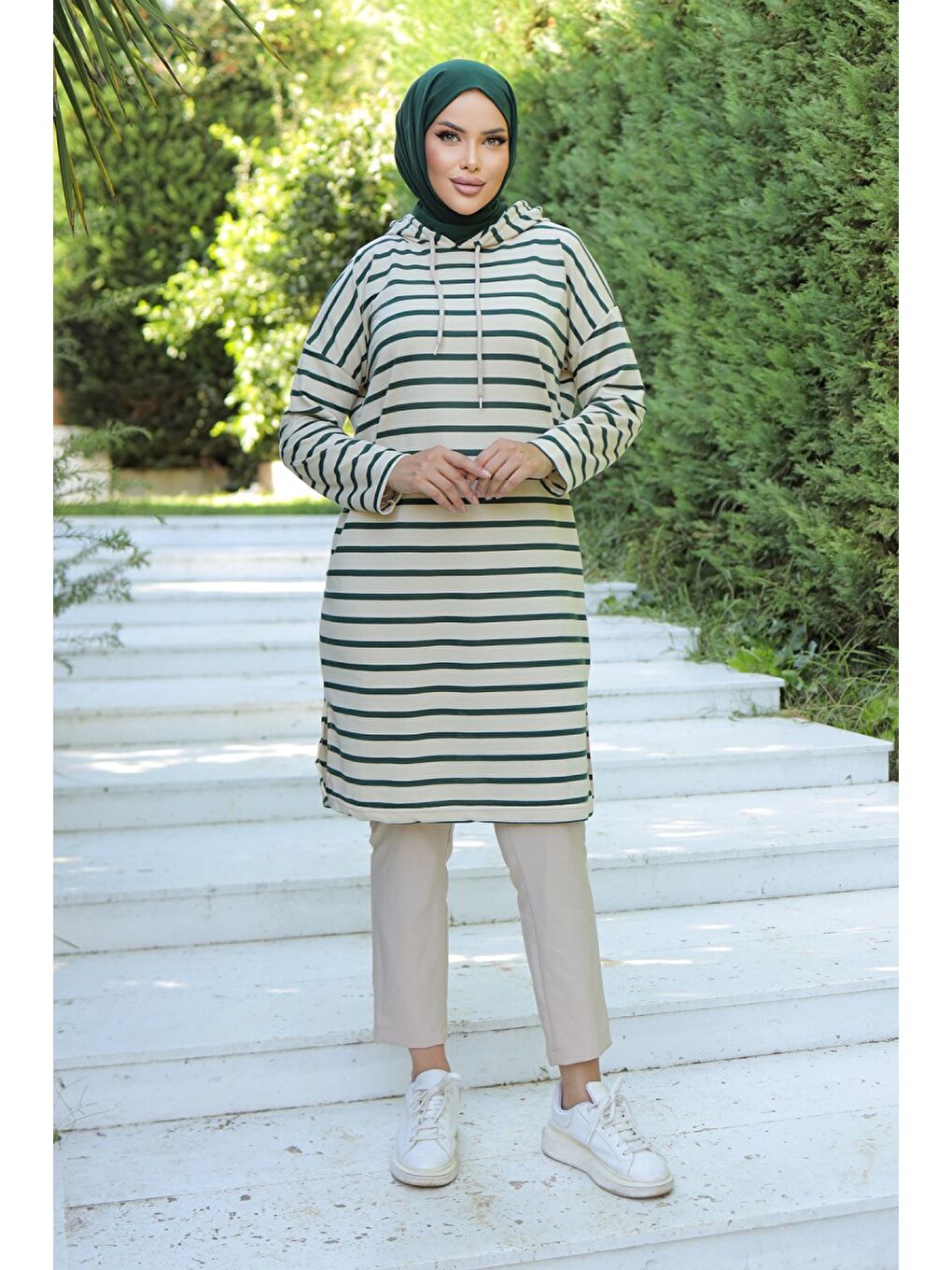 Yeşil Kapüşonlu Çizgili Tunik Zümrüt   26587