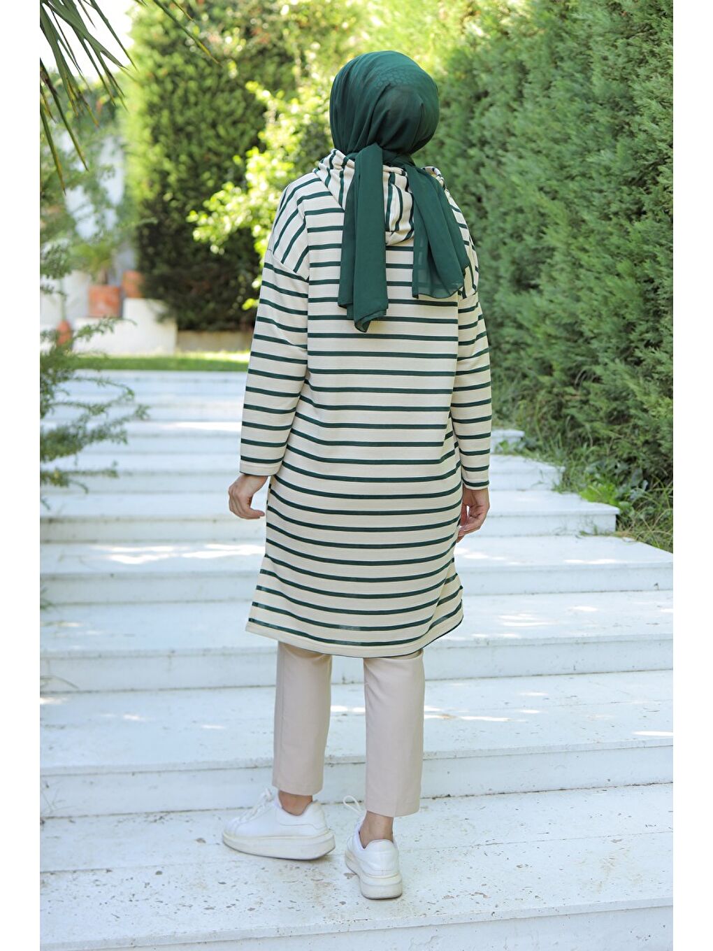 Yeşil Kapüşonlu Çizgili Tunik Zümrüt   26587-2