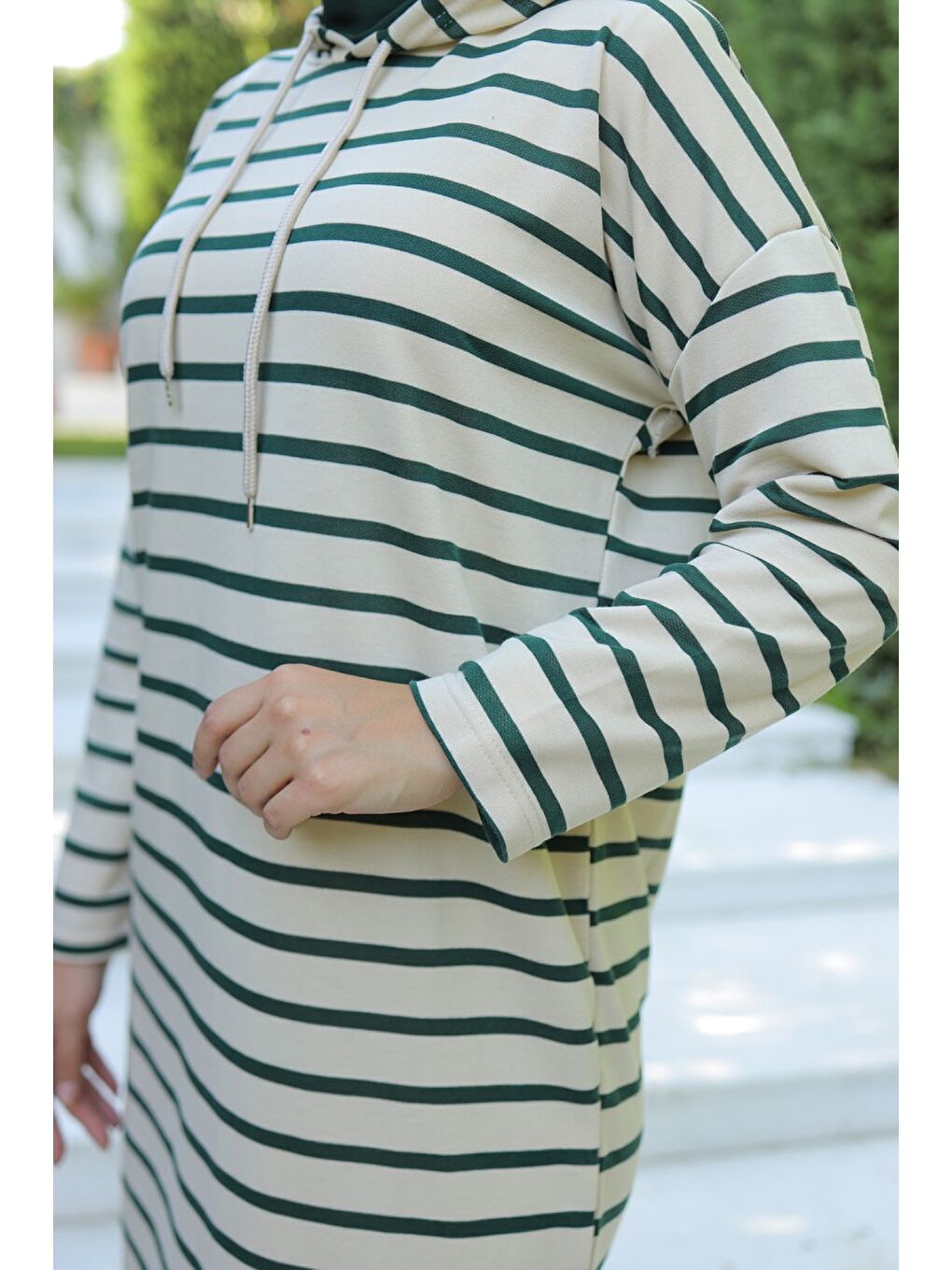 Yeşil Kapüşonlu Çizgili Tunik Zümrüt   26587-4