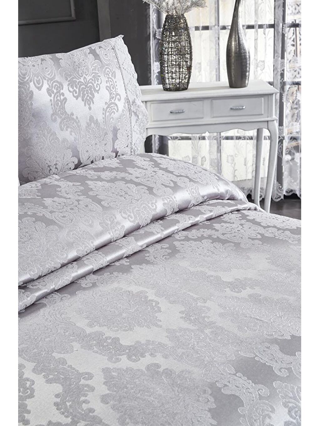 Jakarlı Şönil Yatak Örtüsü Gri-5