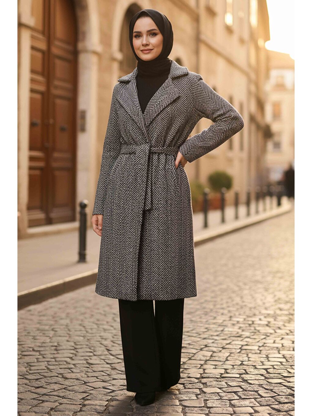 Desenli Kuşaklı Kaşe Kaban Siyah - 28095-SIYAH-1