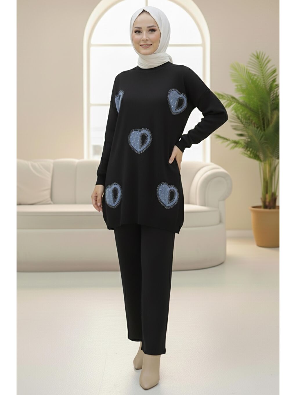 Kalp Taş Detaylı Triko İkili Takım Siyah - 28123-SIYAH-1