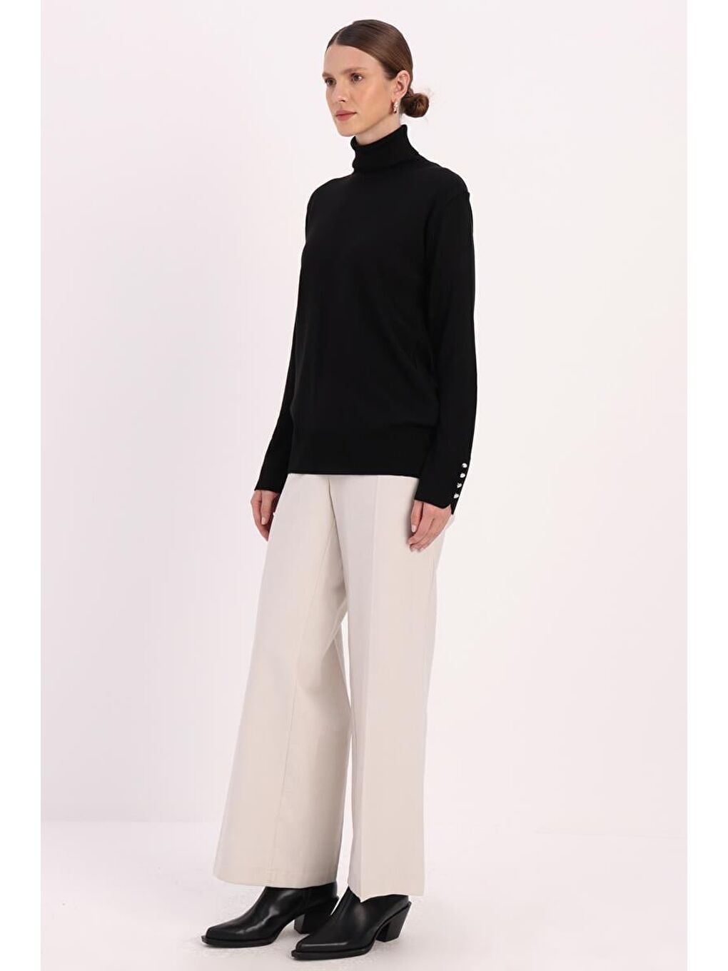 Siyah-Kolları Düğmeli Kazak-2