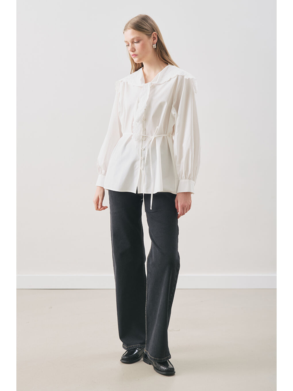 Nakışlı Geniş Yaka Gömlek Ekru-3