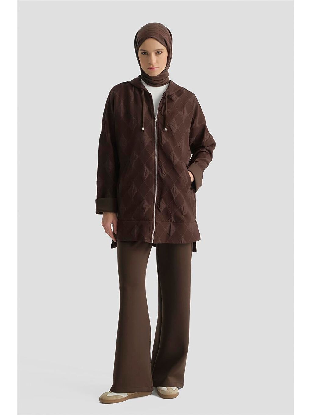 Kahverengi Desenli Kapüşonlu Relax Takım Kahve-1