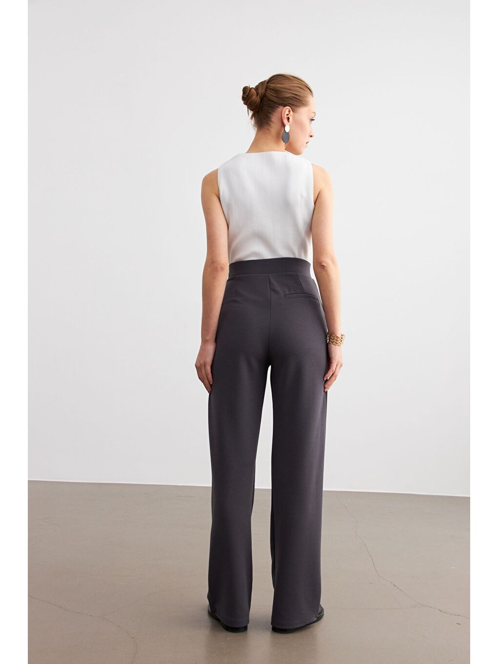 Gri Kadın Antrasit Elastanlı  Kapamalı Palazzo Pantolon-4