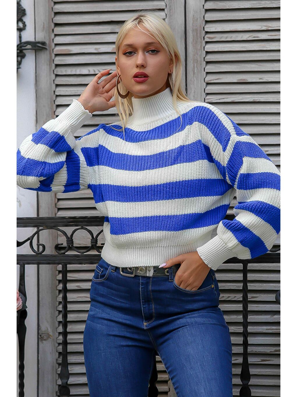 Kadın Gece Mavisi Yarım Balıkçı Yaka Uzun Kol Çizgili Crop Regular Fit Casual Akrilik Triko Kazak-3