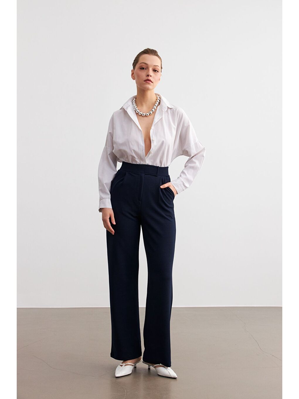 Kadın Lacivert Elastanlı  Kapamalı Palazzo Pantolon-1