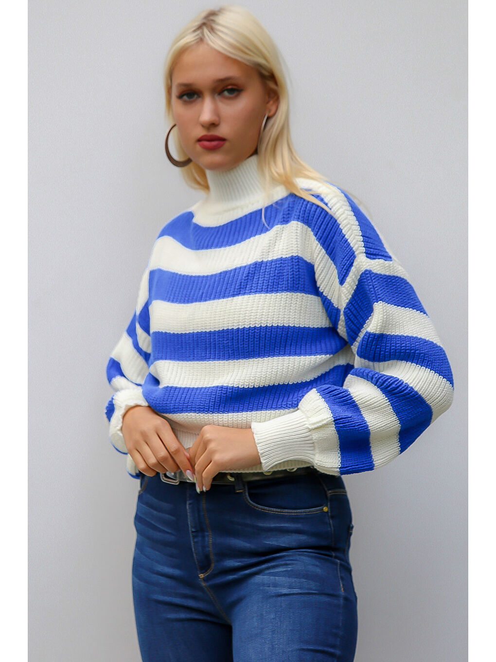 Kadın Gece Mavisi Yarım Balıkçı Yaka Uzun Kol Çizgili Crop Regular Fit Casual Akrilik Triko Kazak-4