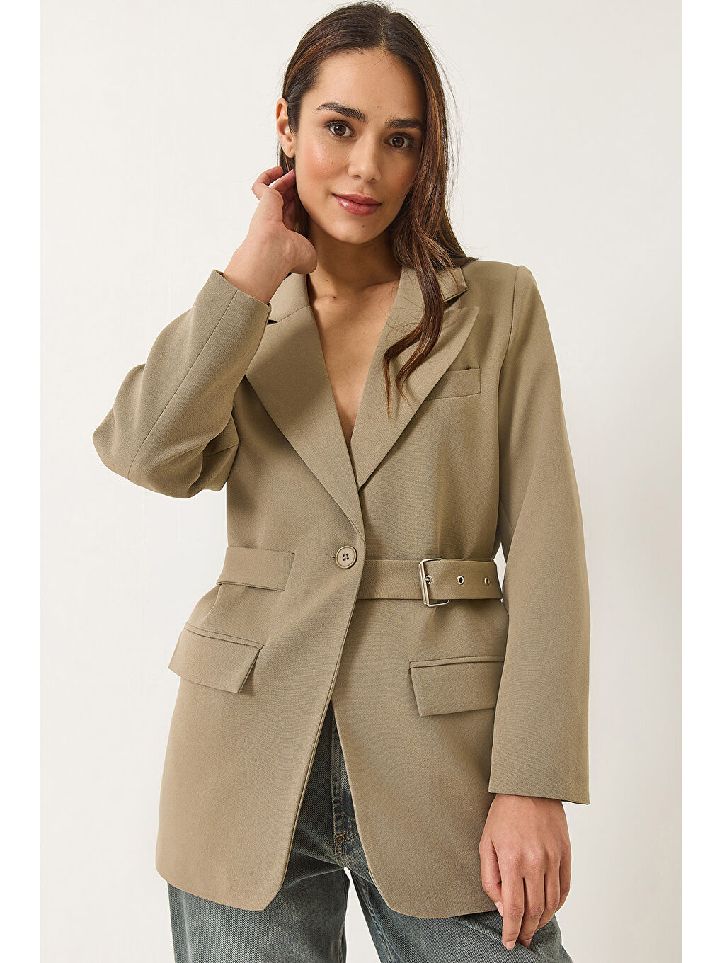 Bej Kadın Kemer Detaylı Astarlı Blazer Ceket