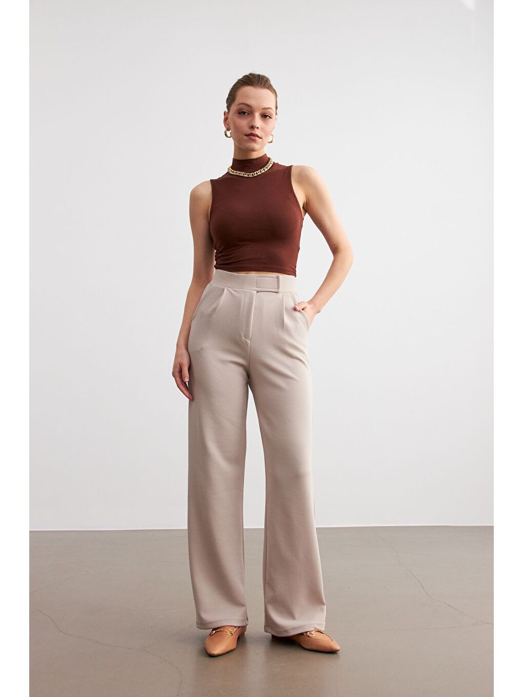 Kadın Bej Elastanlı  Kapamalı Palazzo Pantolon
