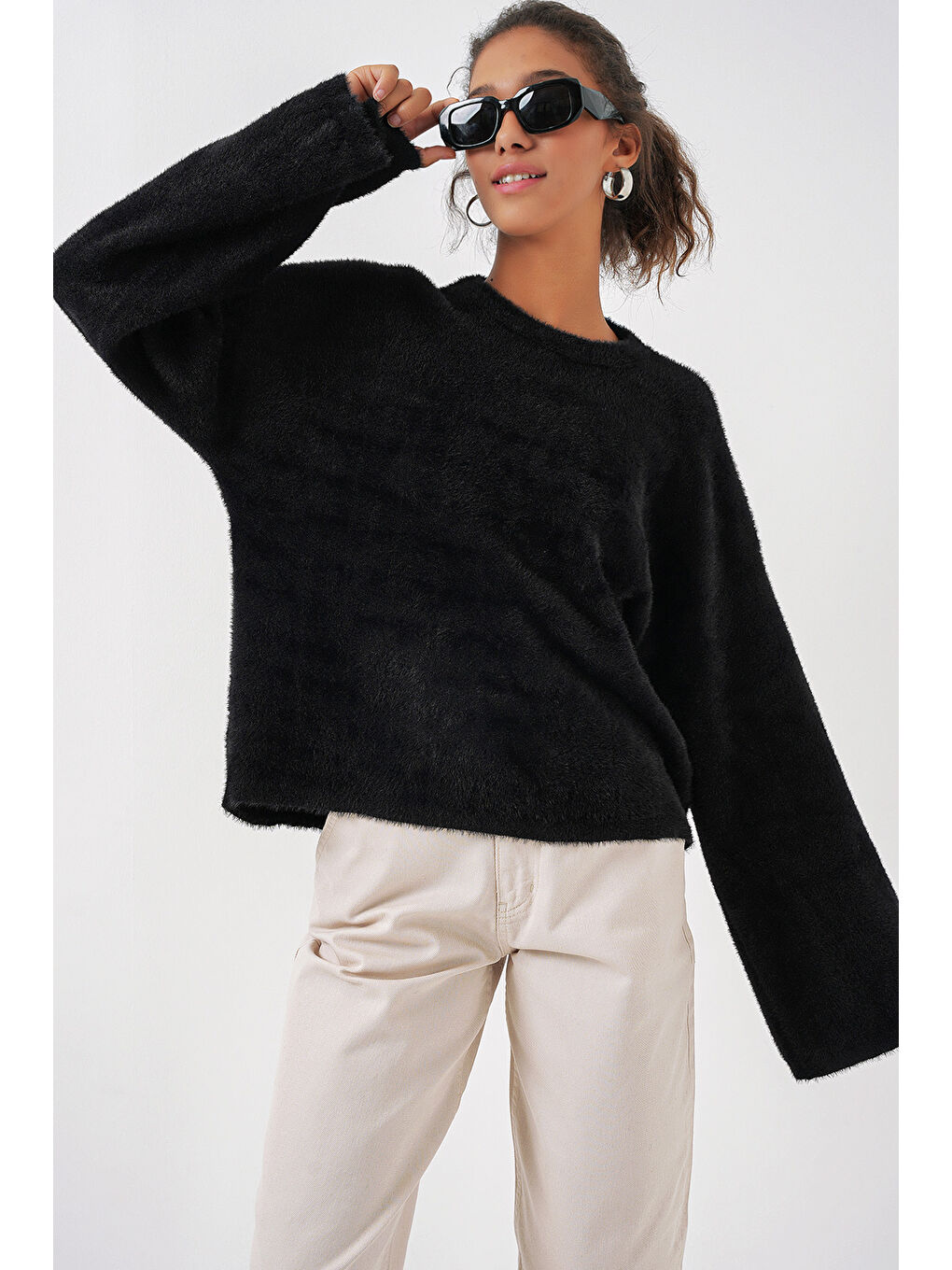 15915 Yumuşak Dokulu Triko Kazak - Siyah