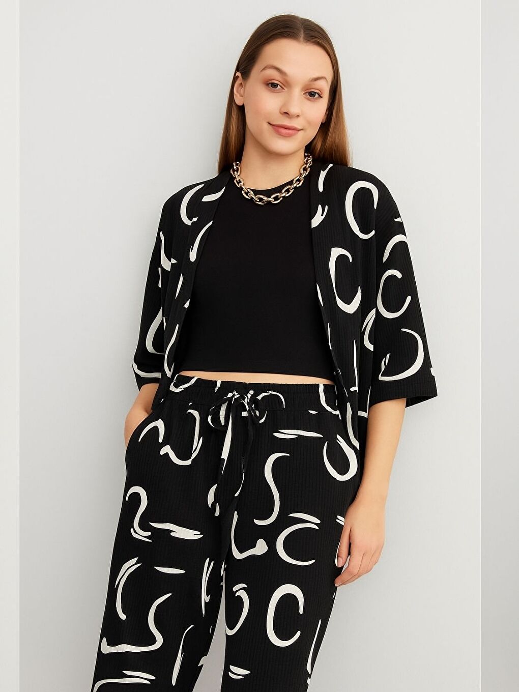 Kadın Siyah Desenli Kimono Gömlek Pantolon Takım-1