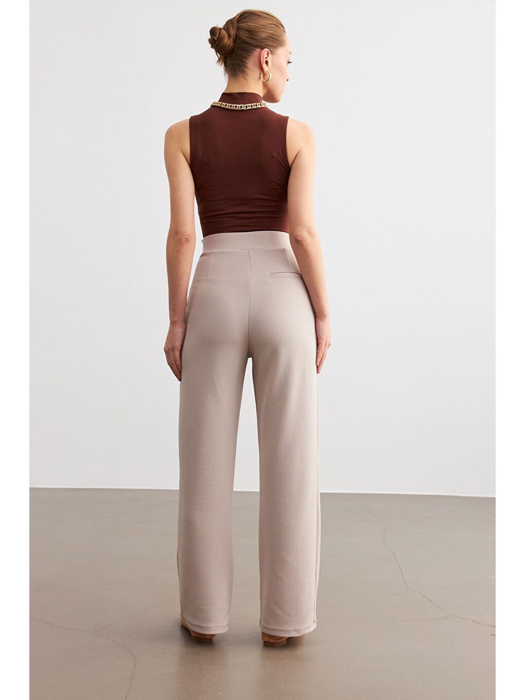 Kadın Bej Elastanlı  Kapamalı Palazzo Pantolon-4