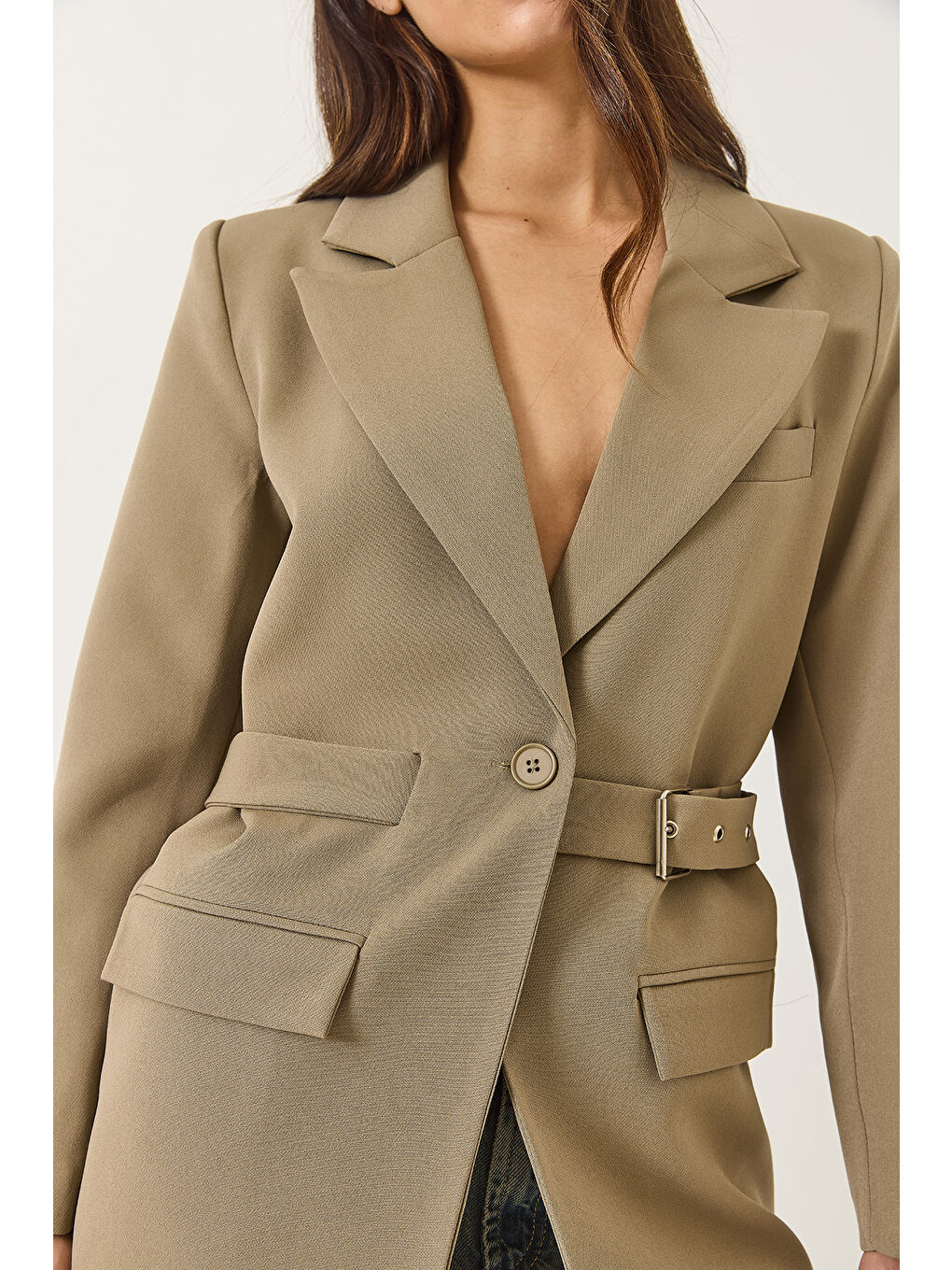 Bej Kadın Kemer Detaylı Astarlı Blazer Ceket-4