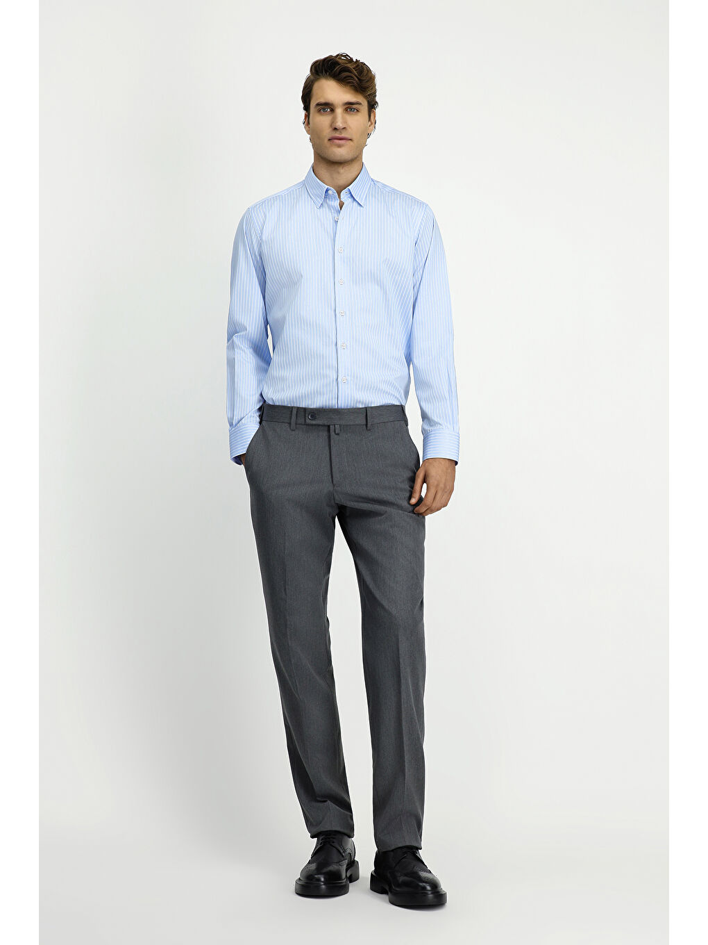 Gri Slim Fit Dar Kesim Klasik Kumaş Pantolon