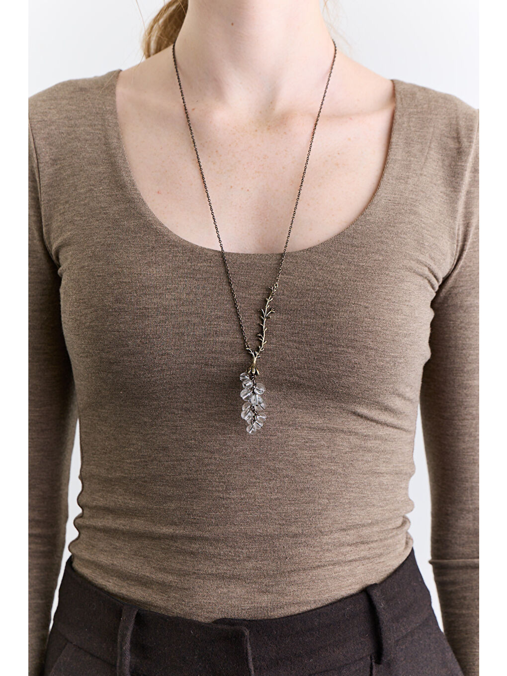 Siyah Grapes Charmlı Kolye Eskitme