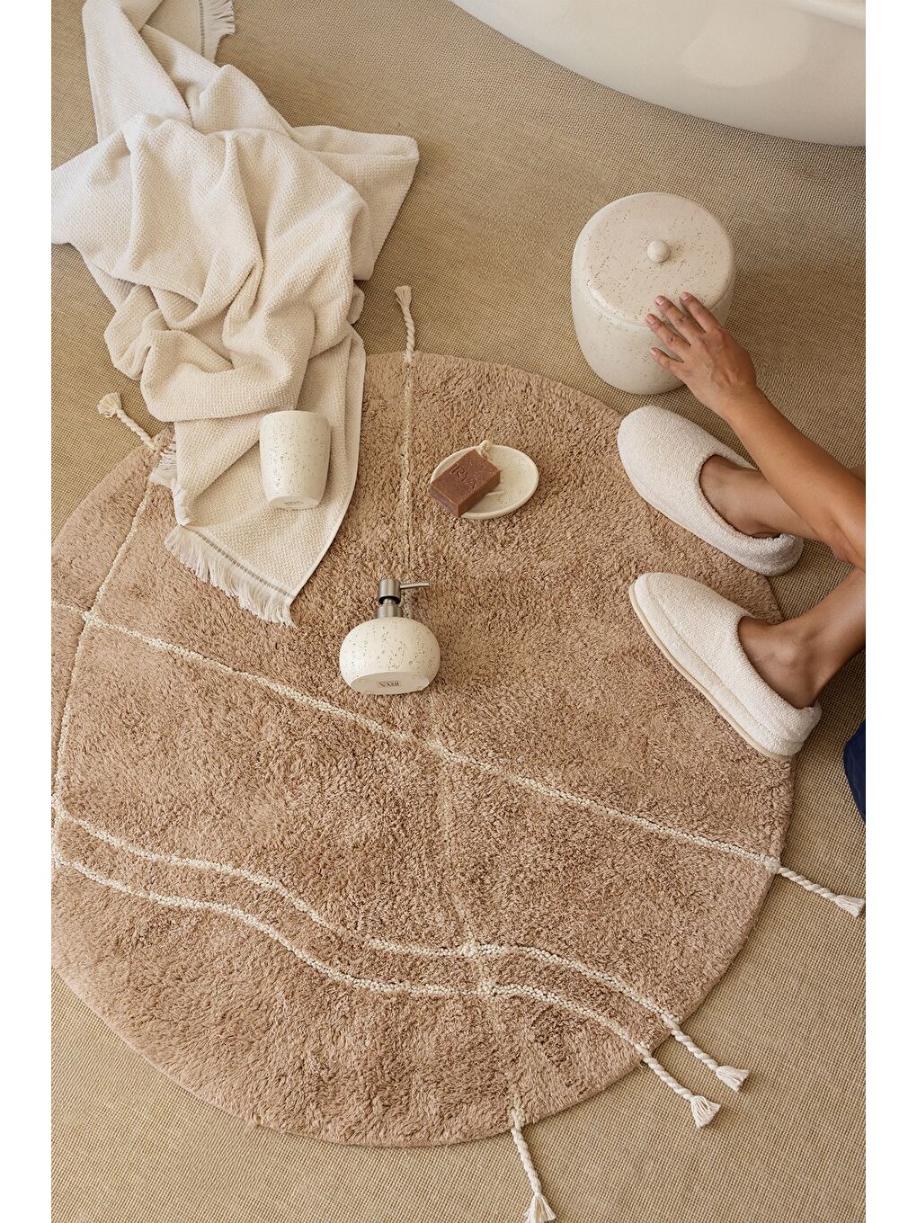 Kahverengi Travertıne Banyo Paspası 100x100 Kahve-1