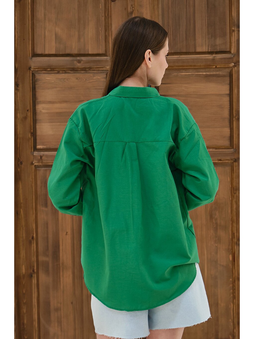 Yeşil Kadın Oversize Gömlek Uzun Kollu Düğmeli Salaş Günlük Basic Gömlek-3