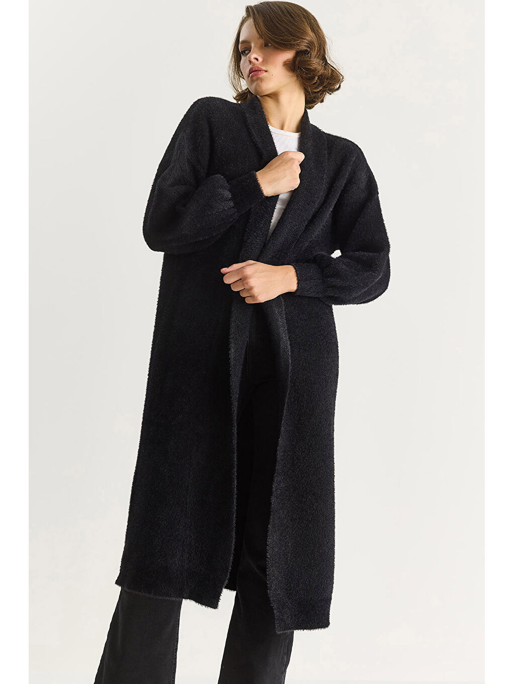 Siyah Kadın Şal Yaka Yumuşak Dokulu Sakallı Uzun Triko Yumoş Hırka TH-4