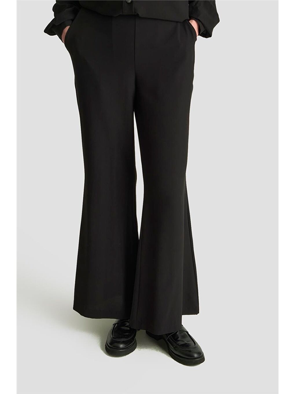 Gömlek Yaka Önden Cepli Takım 25K6117 Siyah-4