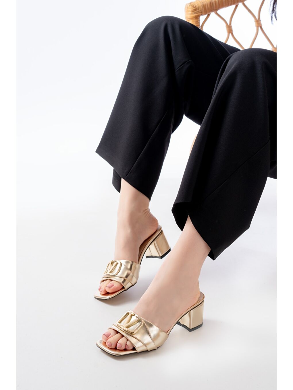 Sarı Kadın Bonita Gold Topuklu Terlik-1