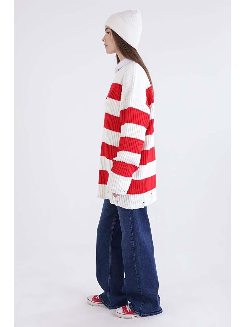 Kırmızı-Ekru-Yırtık Detaylı Triko Kazak-2