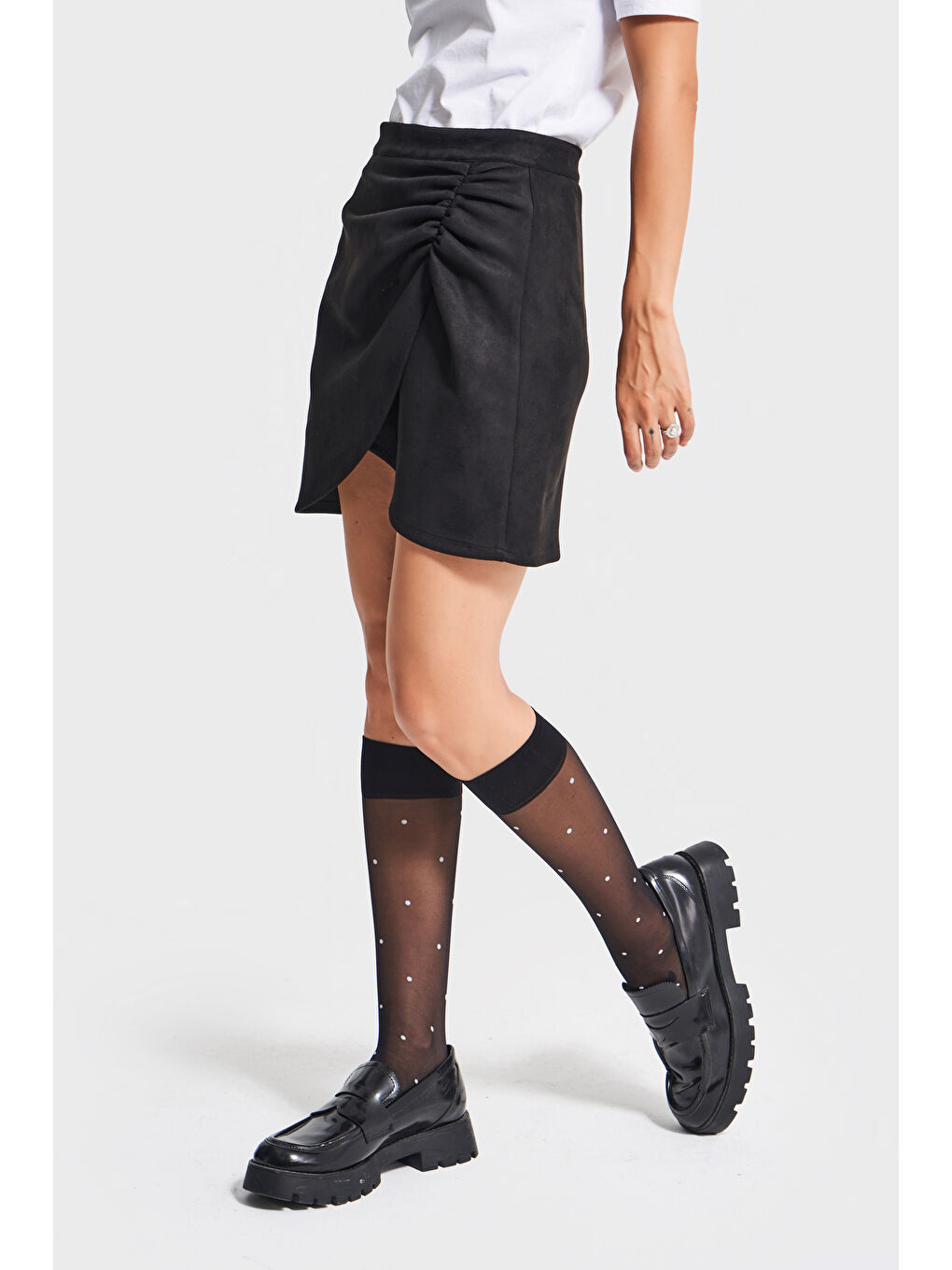 Kadın Siyah Renk w5-1 Mini Boy Pileli Süet Yumuşak Kumaş Etek-2